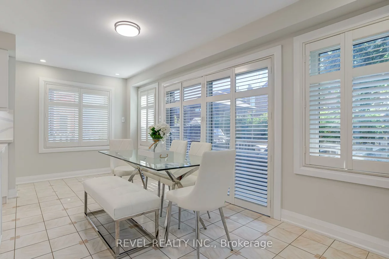 6, Lone Oak, Westgate, Brampton