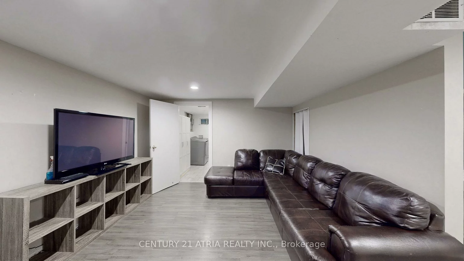120, Corby, Brampton South, Brampton