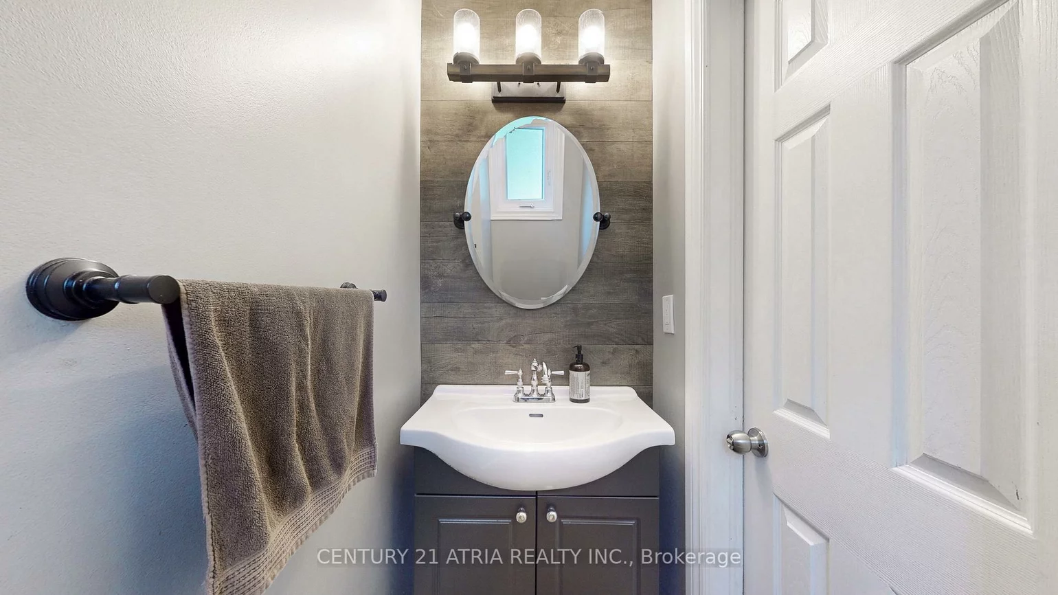 120, Corby, Brampton South, Brampton