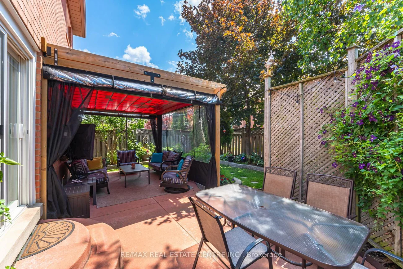 30, Creekwood, Snelgrove, Brampton