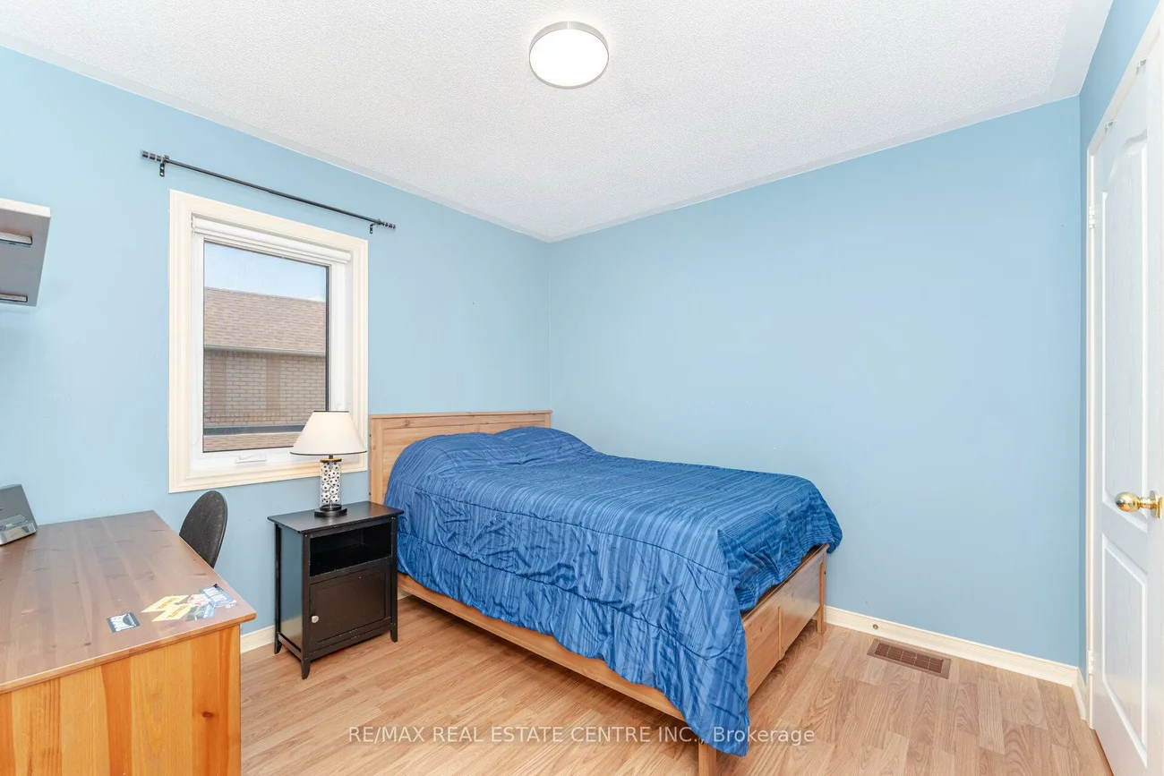 30, Creekwood, Snelgrove, Brampton