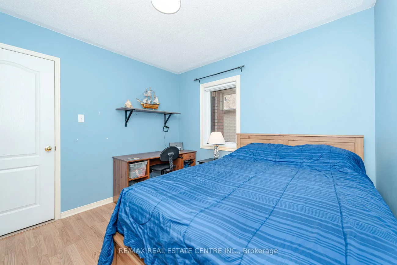 30, Creekwood, Snelgrove, Brampton