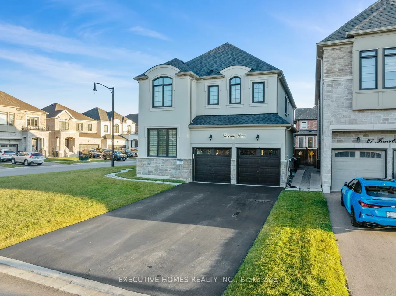25, Ixworth, Bram West, Brampton