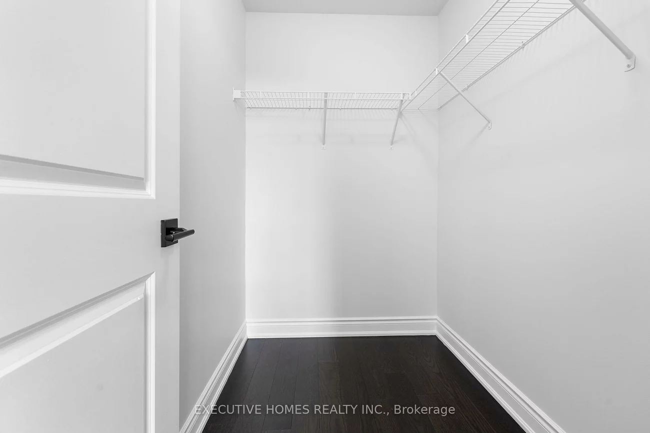 25, Ixworth, Bram West, Brampton