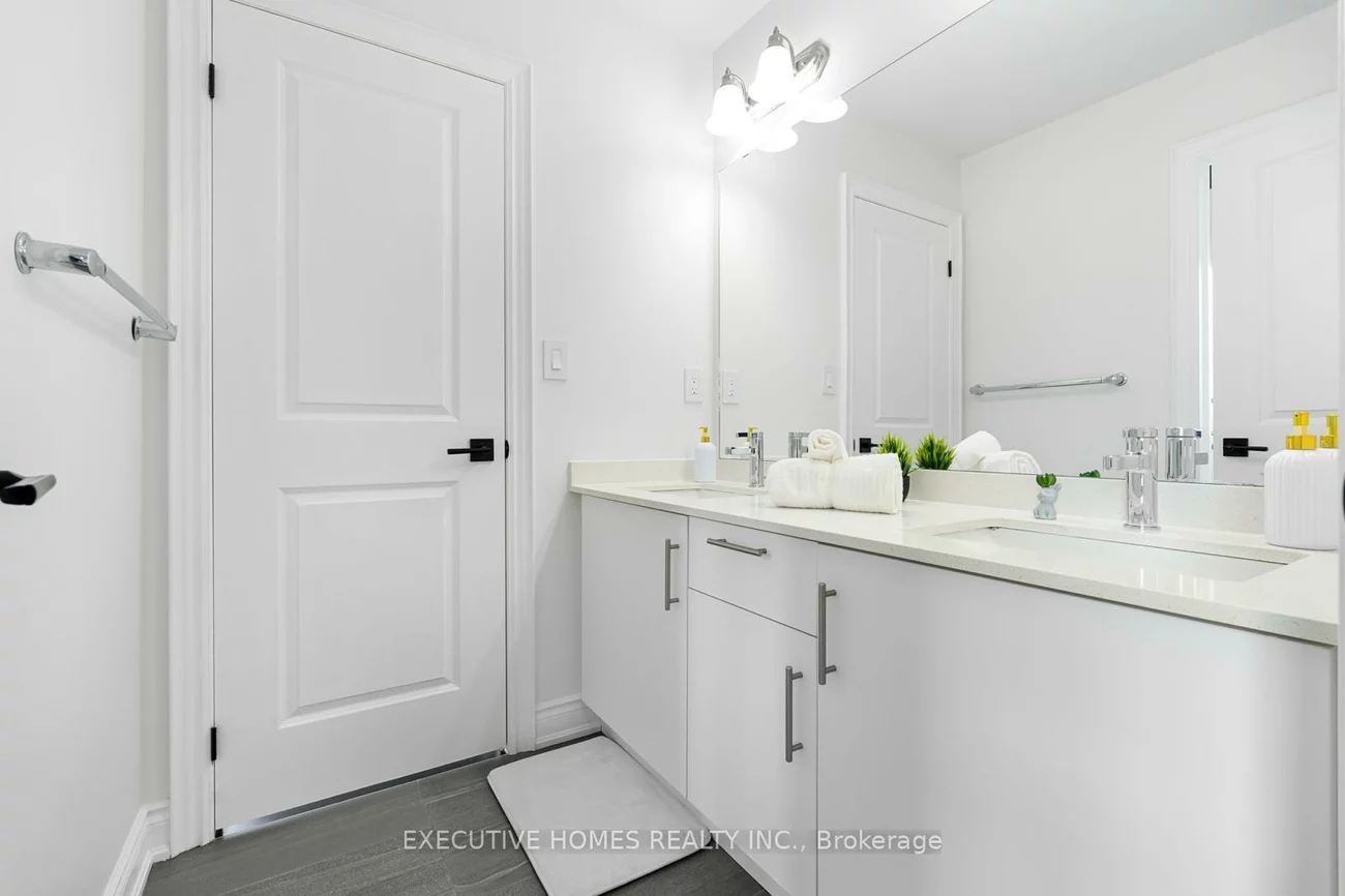 25, Ixworth, Bram West, Brampton