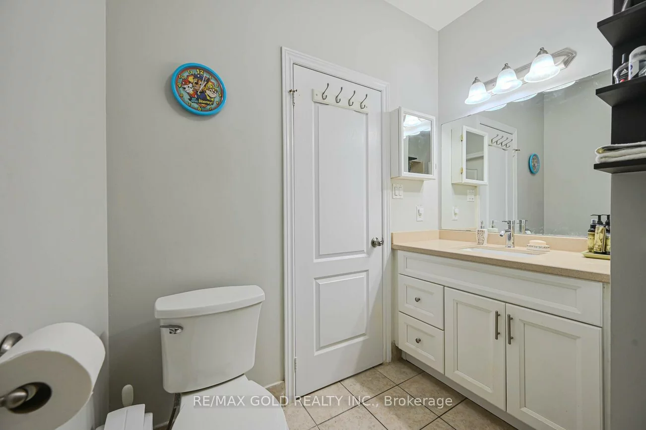 46, Cobblestone, Sandringham-Wellington, Brampton