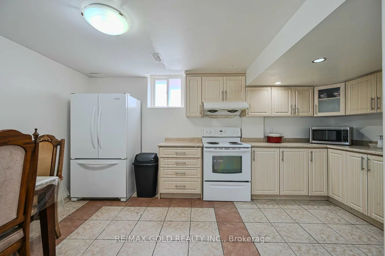 46, Cobblestone, Sandringham-Wellington, Brampton