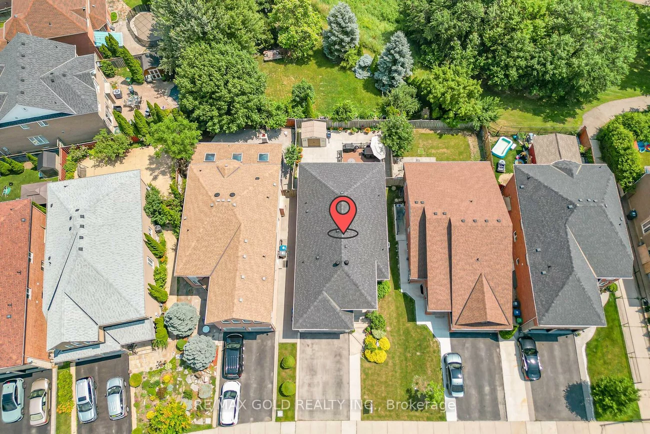 46, Cobblestone, Sandringham-Wellington, Brampton