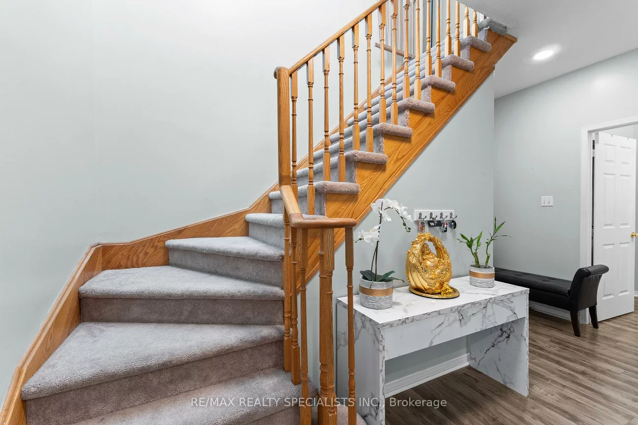 17, Bushberry, Snelgrove, Brampton