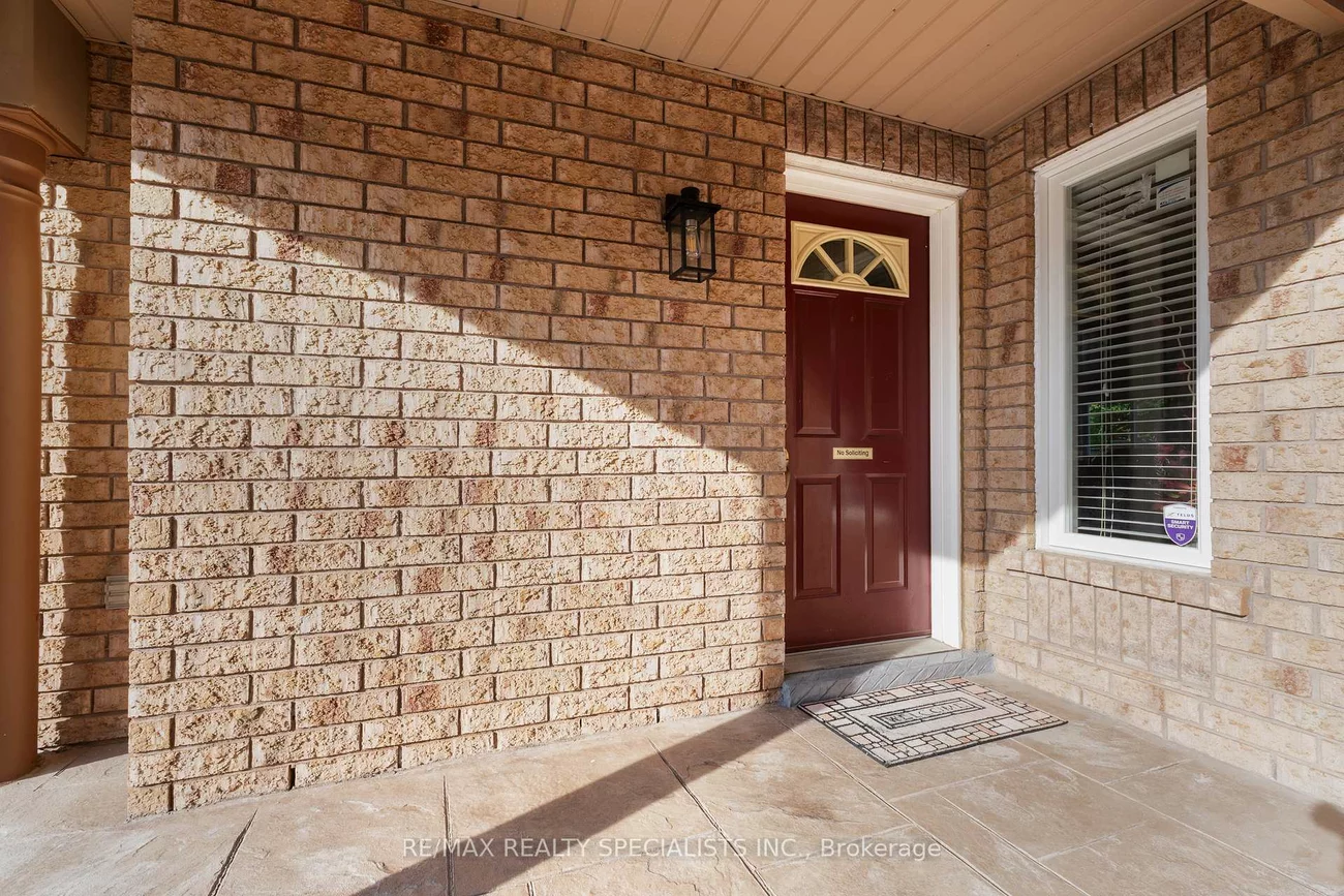 17, Bushberry, Snelgrove, Brampton