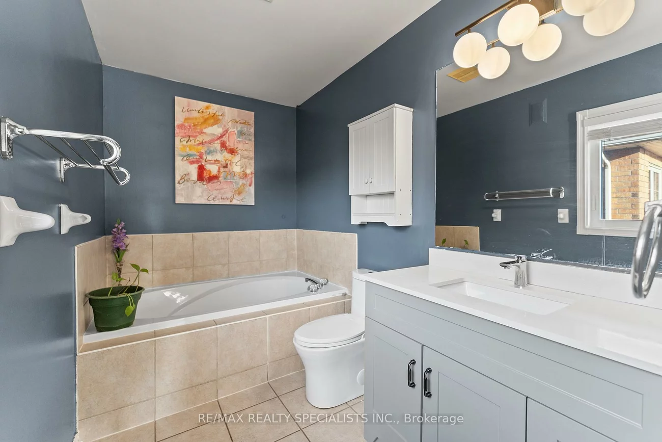 17, Bushberry, Snelgrove, Brampton