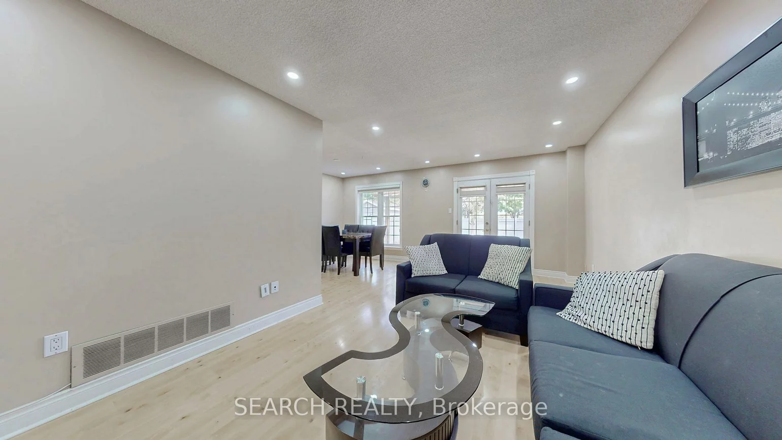 163, Simmons, Madoc, Brampton