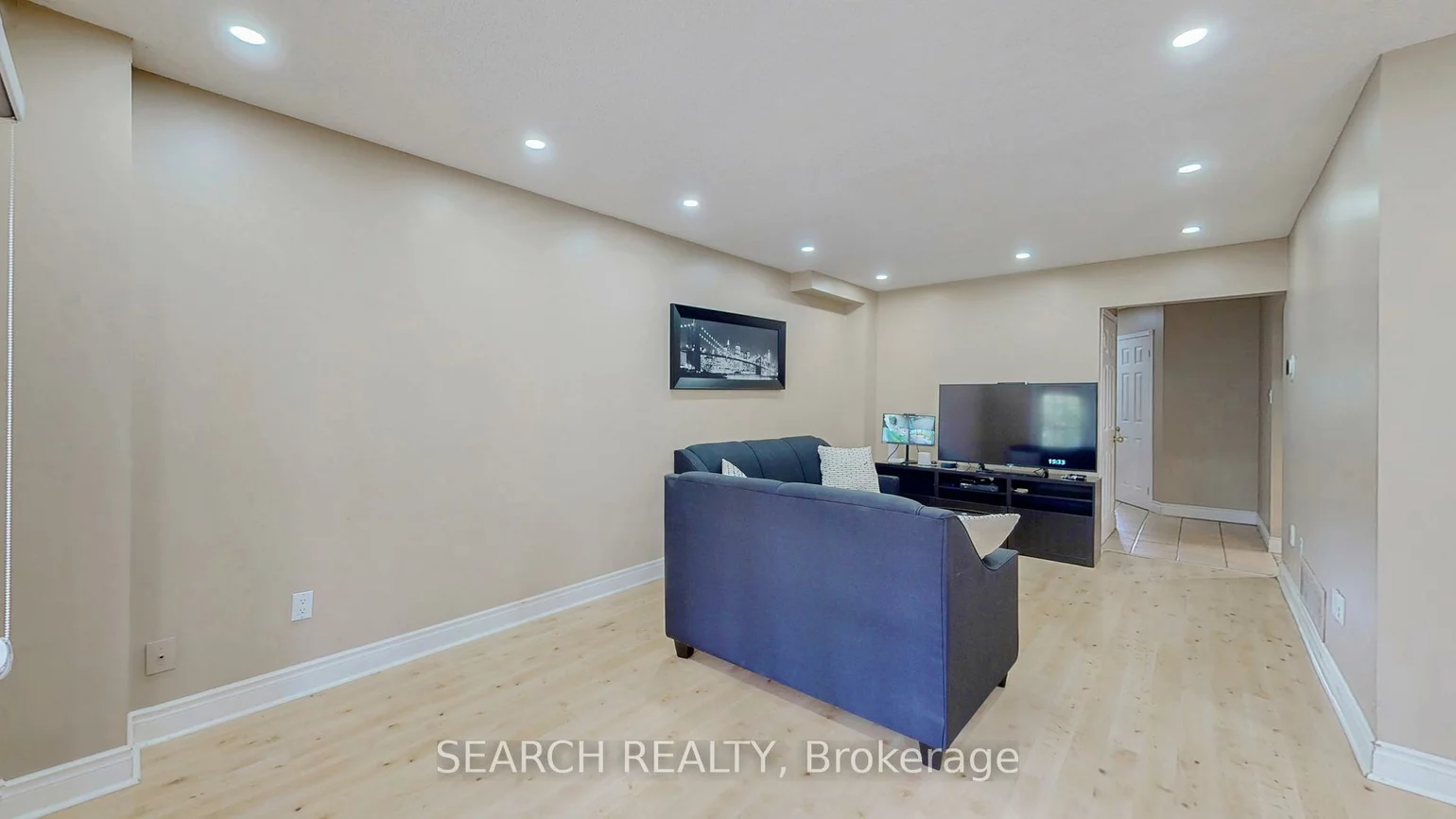 163, Simmons, Madoc, Brampton