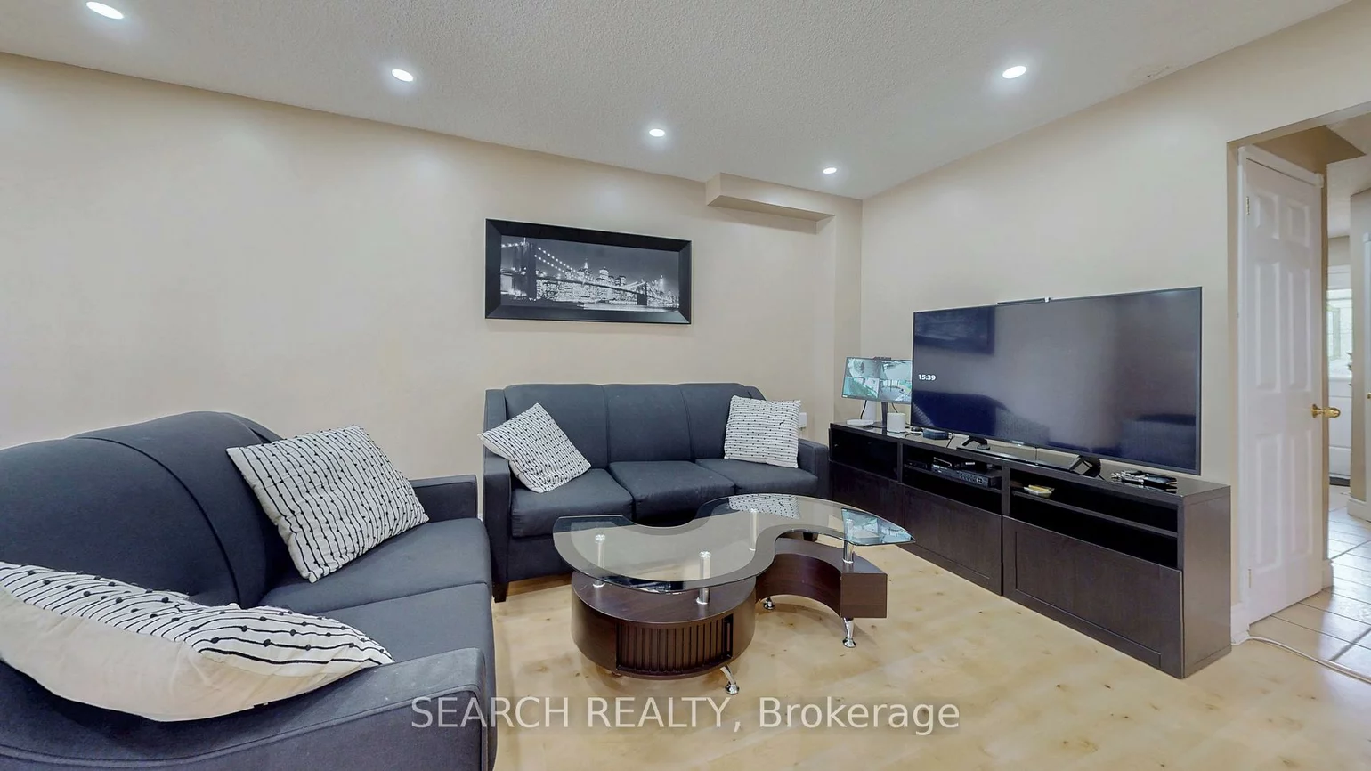 163, Simmons, Madoc, Brampton