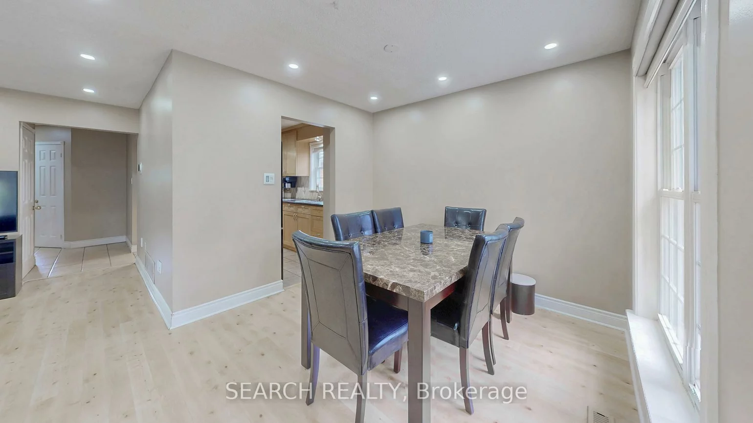 163, Simmons, Madoc, Brampton