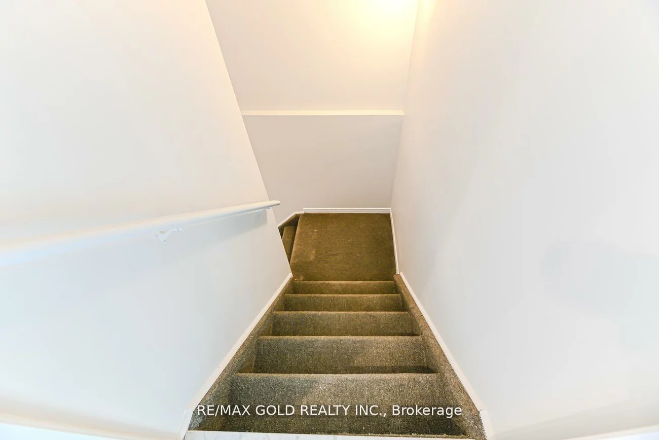 85, Sunny Meadow, Sandringham-Wellington, Brampton
