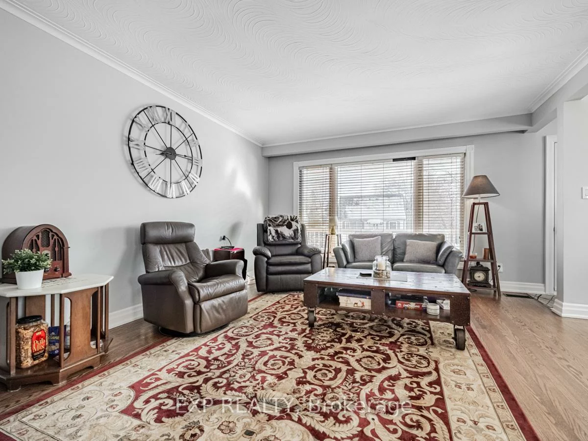 94, Archibald, Brampton West, Brampton