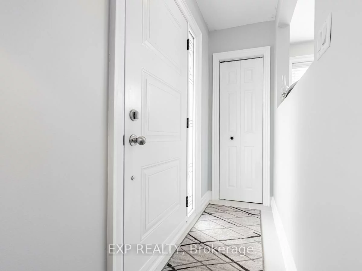 94, Archibald, Brampton West, Brampton
