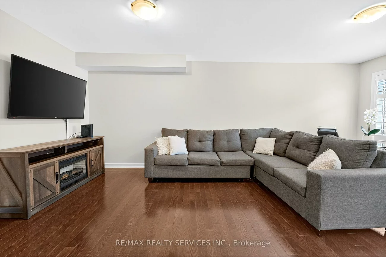10, Volner, Northwest Brampton, Brampton