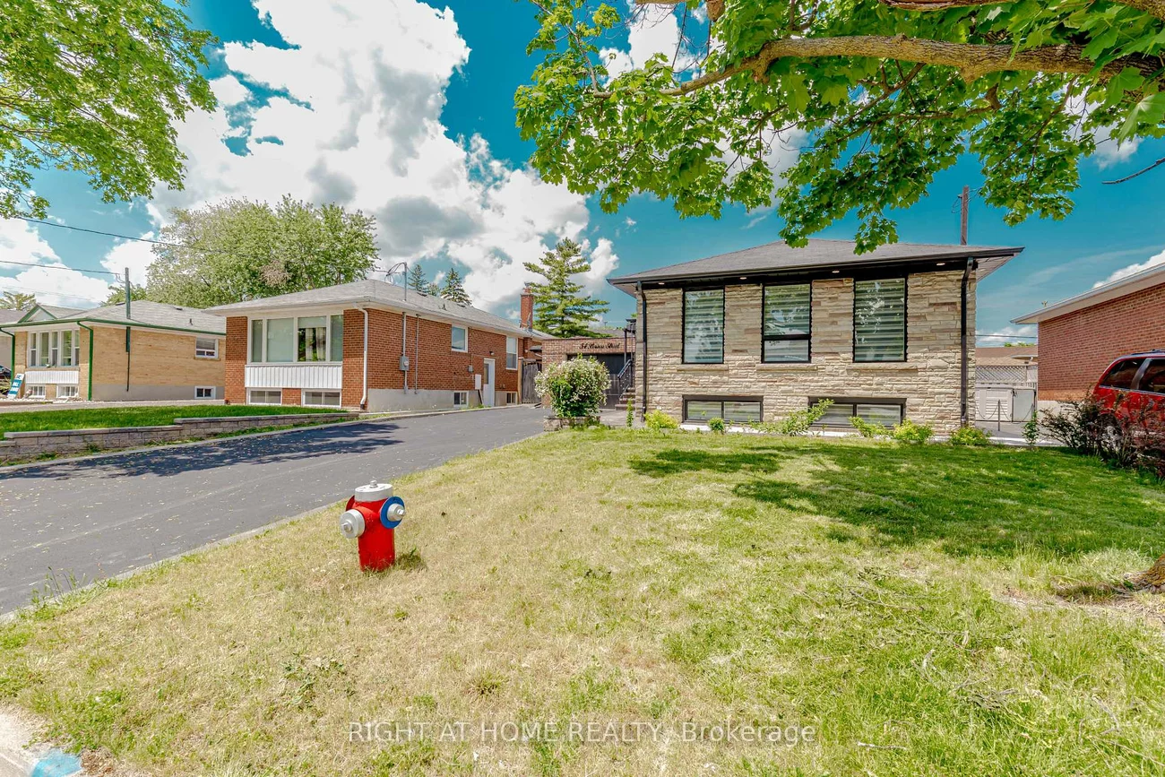 54, Brisco, Brampton North, Brampton