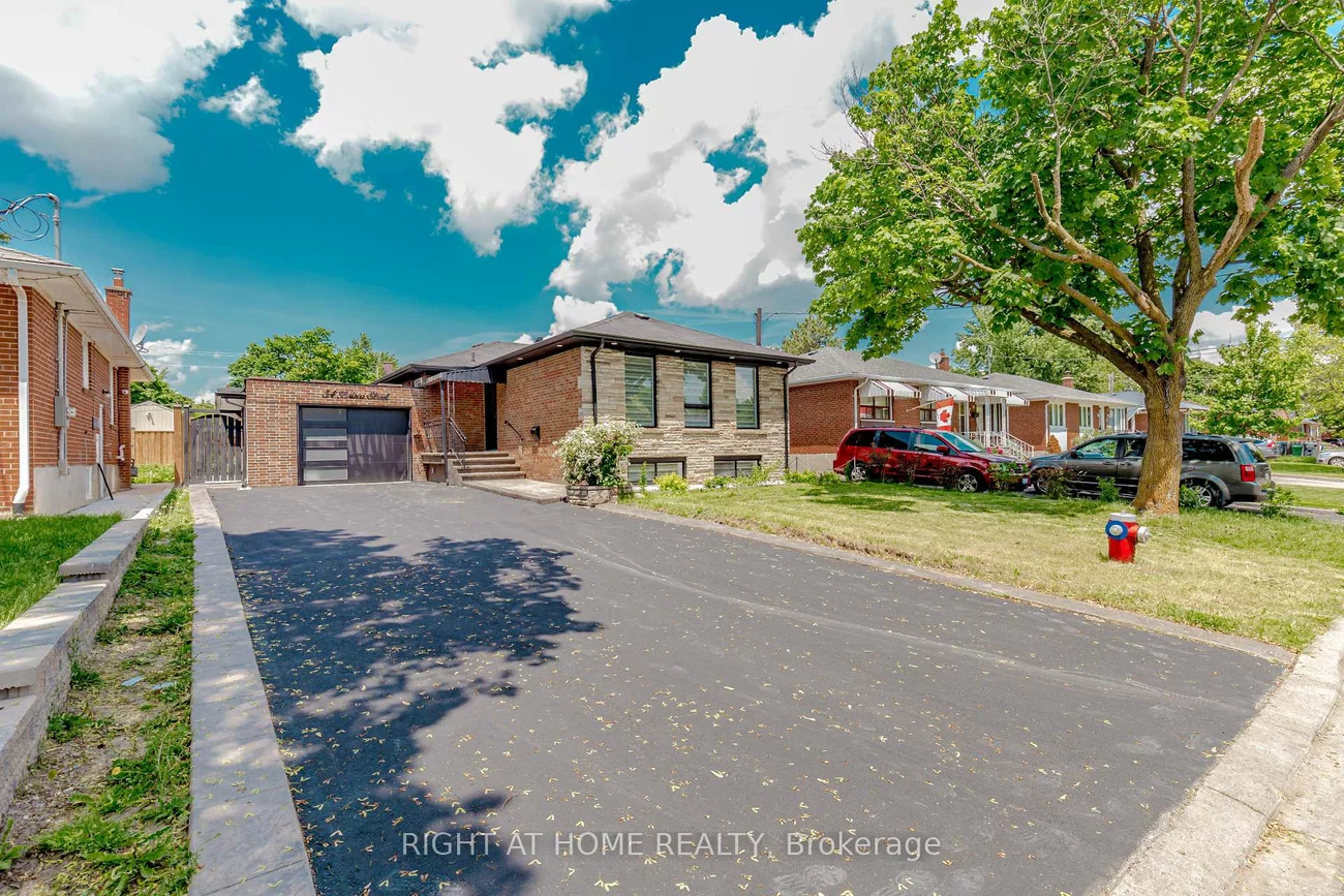 54, Brisco, Brampton North, Brampton