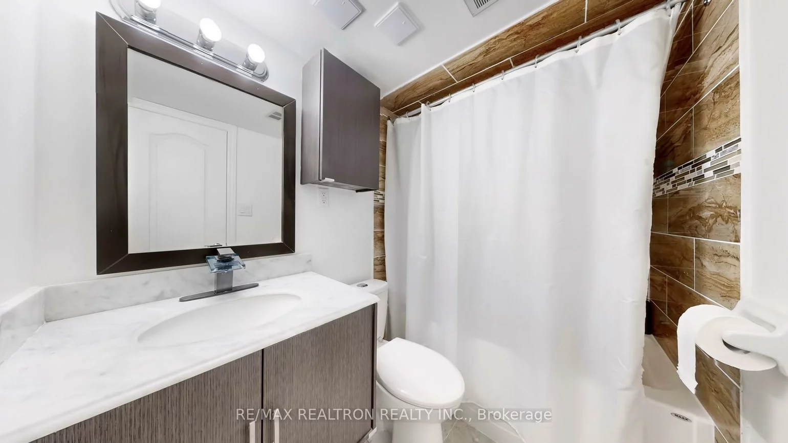 4, Fanshawe, Heart Lake West, Brampton
