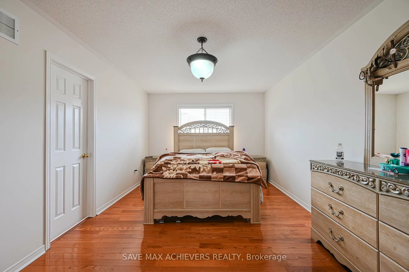 21, Riverplace, Bram East, Brampton