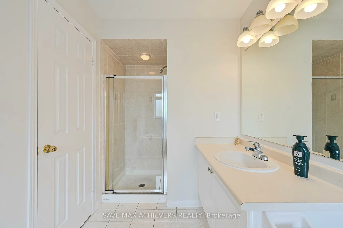 21, Riverplace, Bram East, Brampton