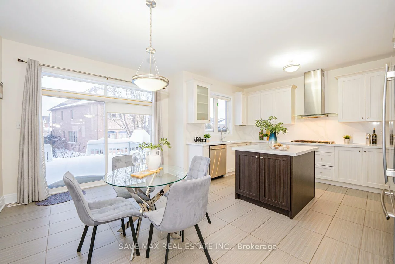11, Bear Run, Credit Valley, Brampton