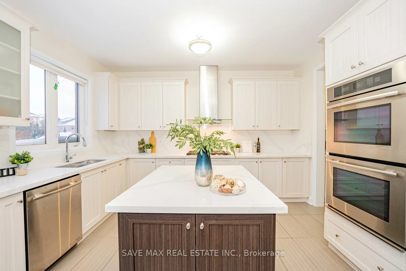 11, Bear Run, Credit Valley, Brampton