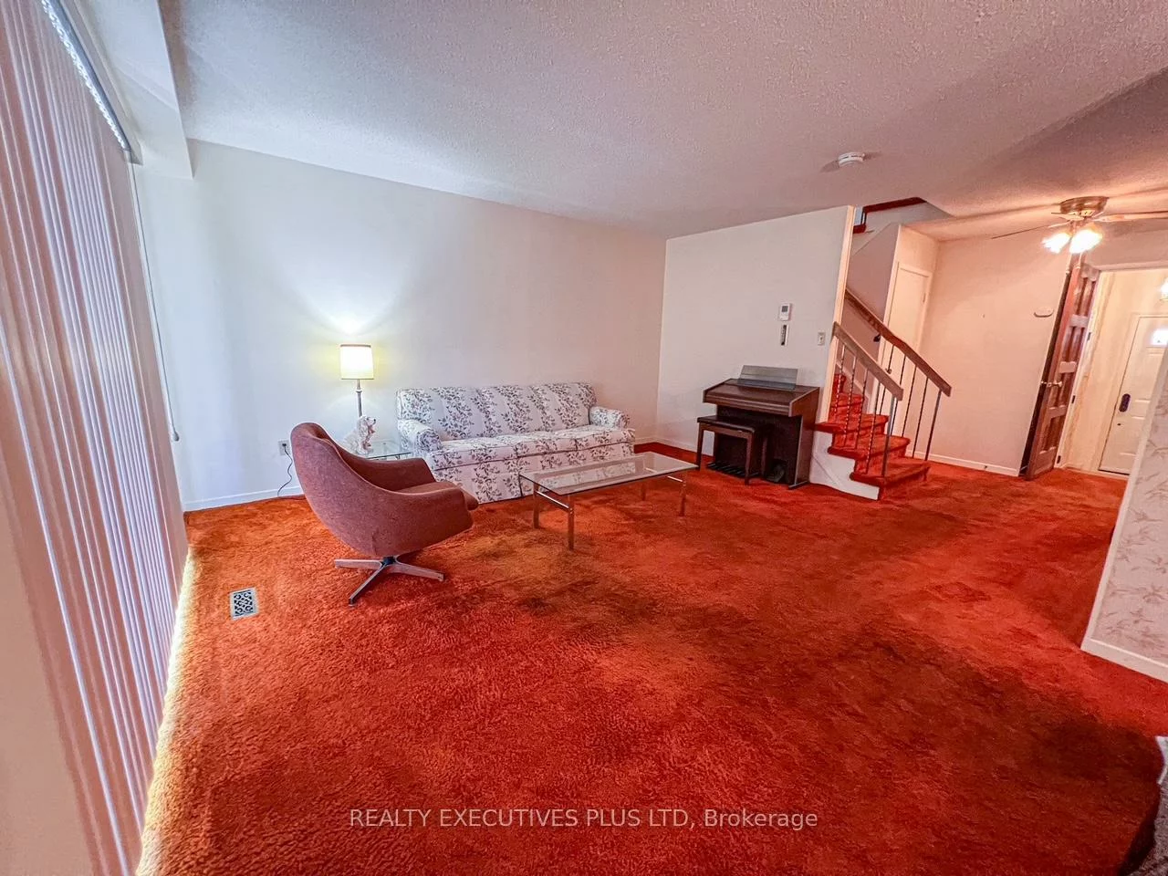 11, Lacewood, Westgate, Brampton