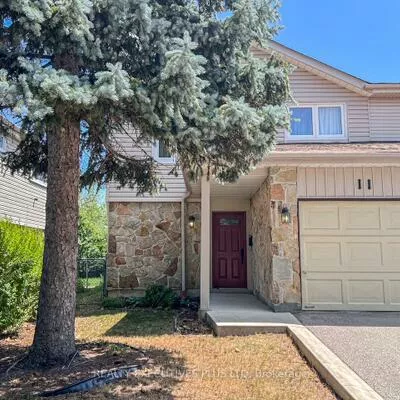 11, Lacewood, Westgate, Brampton