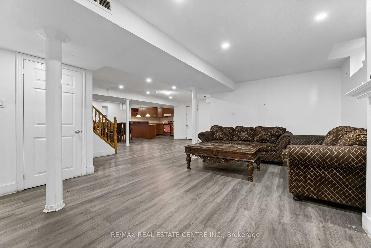 82, Flowertown, Northwood Park, Brampton