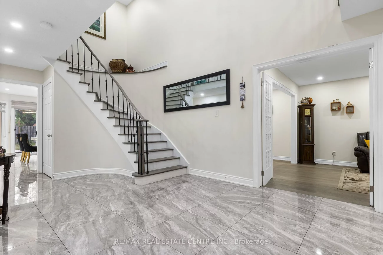 82, Flowertown, Northwood Park, Brampton