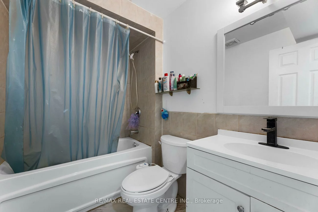 82, Flowertown, Northwood Park, Brampton