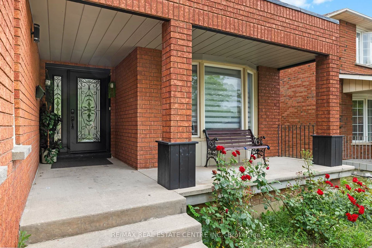 82, Flowertown, Northwood Park, Brampton