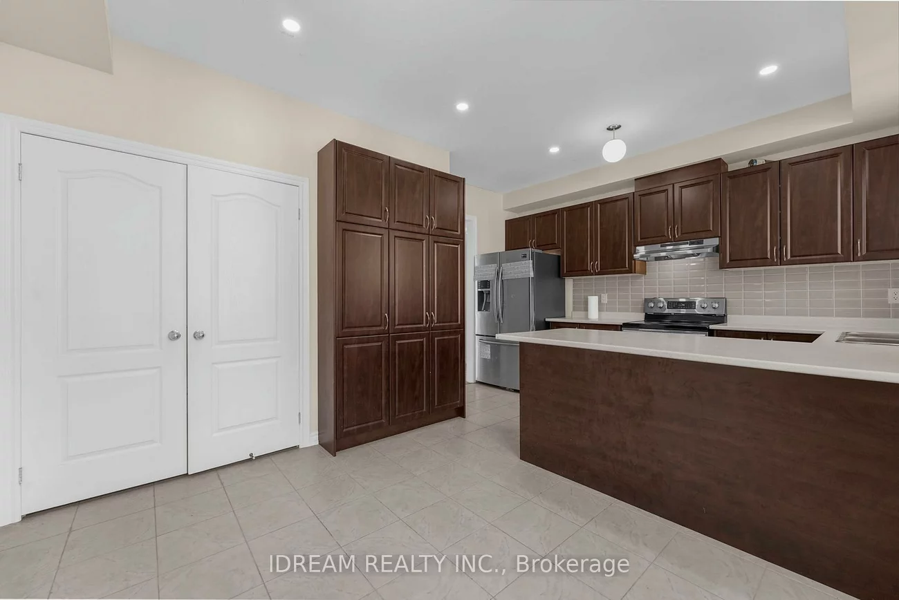 21, Miami, Heart Lake East, Brampton