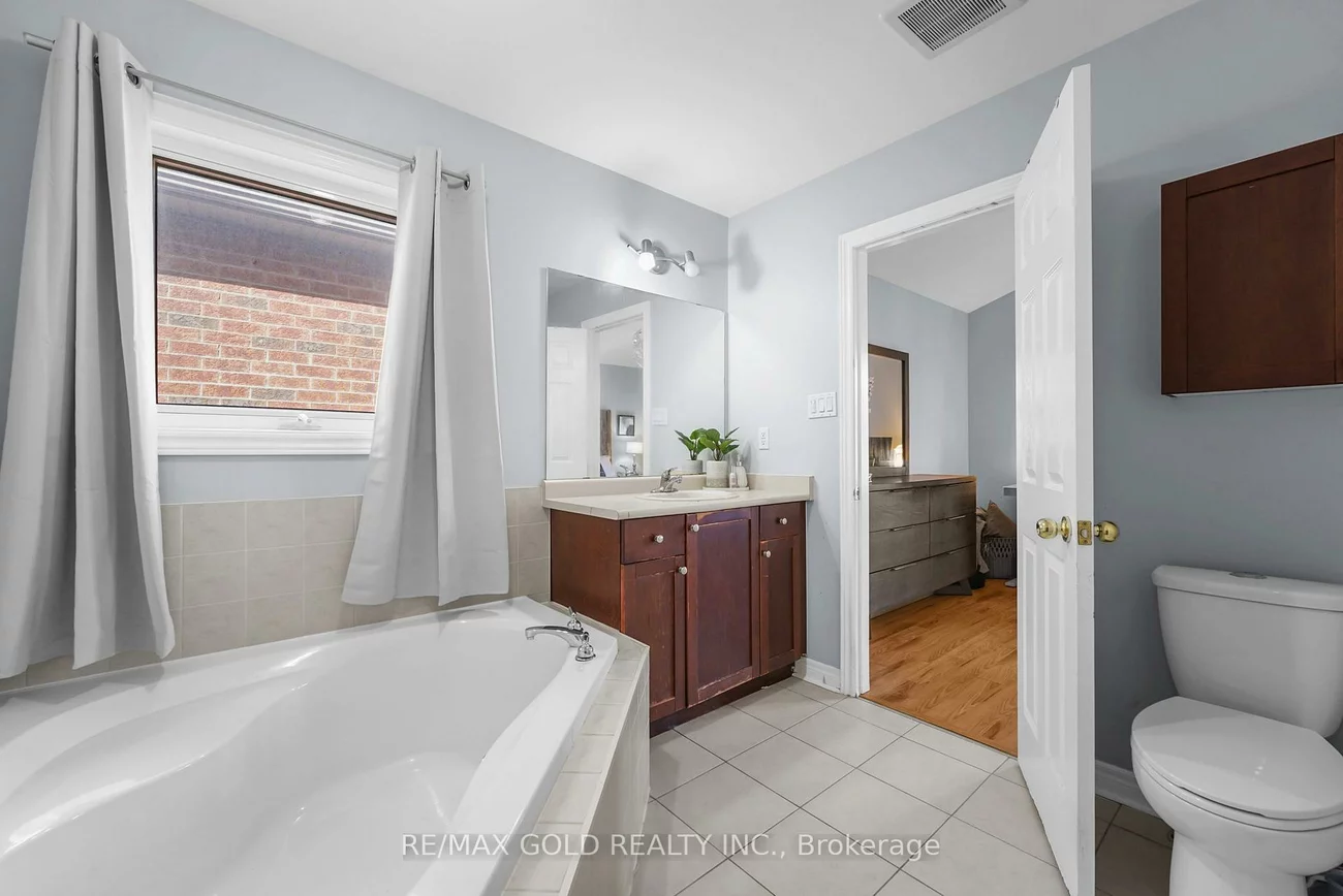 22, Nathaniel, Bram West, Brampton