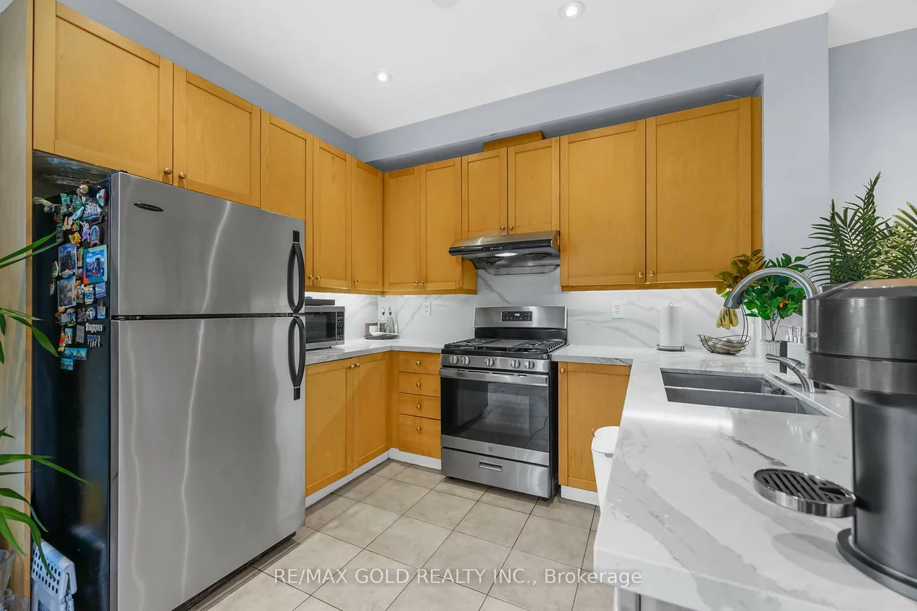 22, Nathaniel, Bram West, Brampton