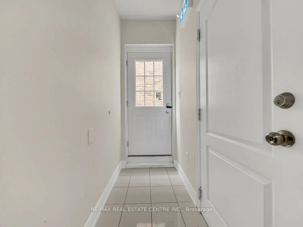 10, Vidal, Credit Valley, Brampton