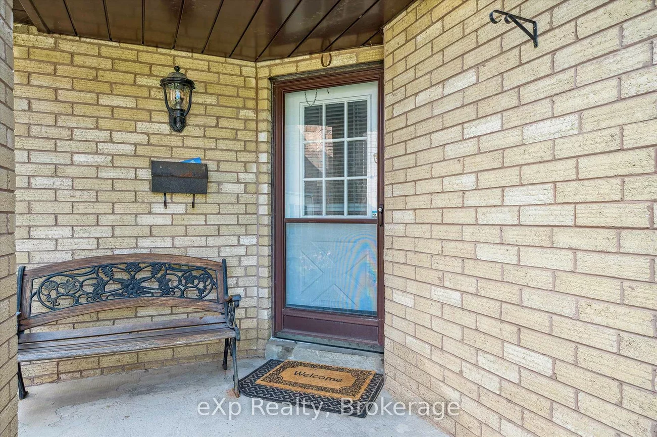 8, Lanercost, Heart Lake East, Brampton