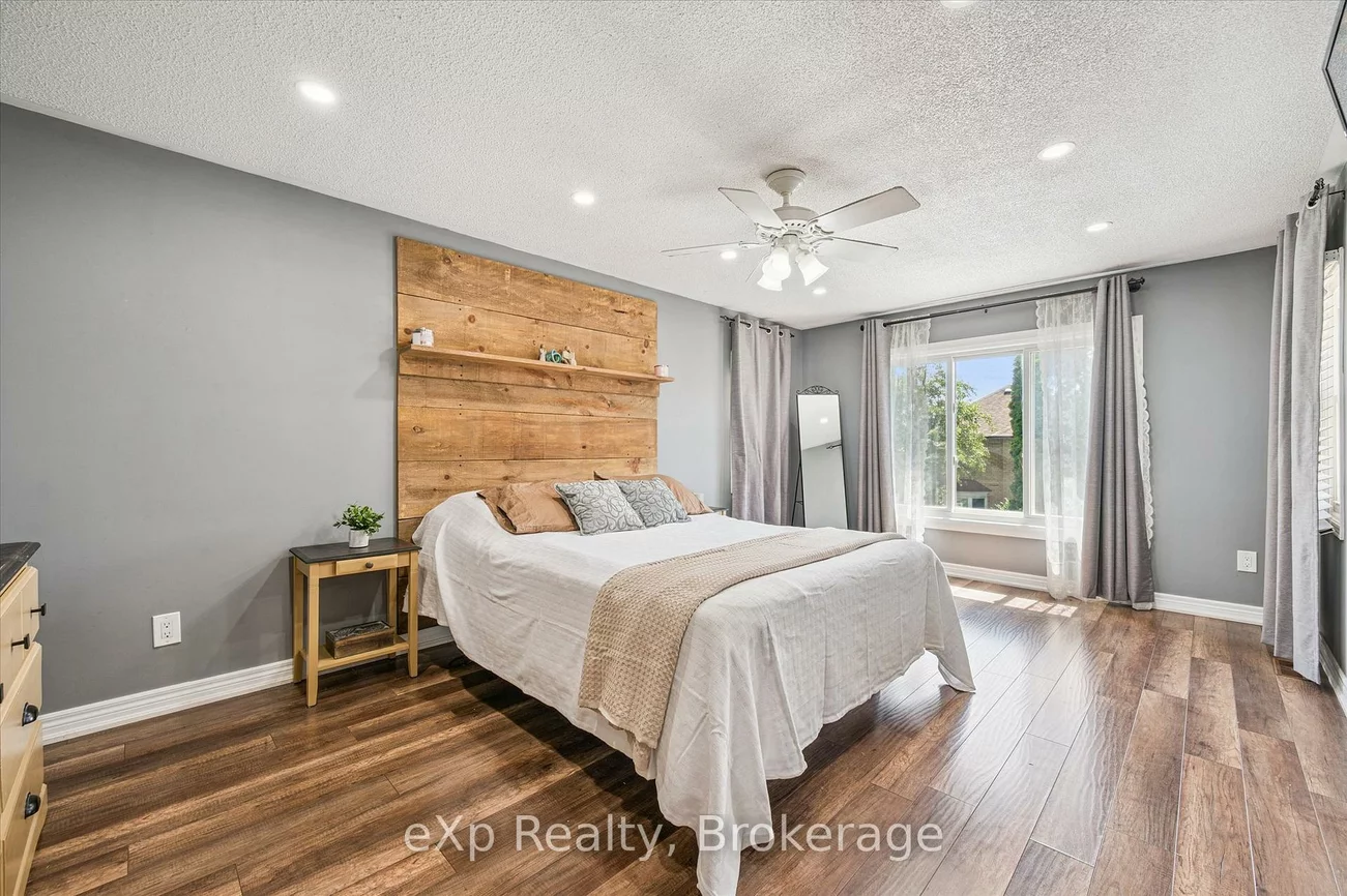 8, Lanercost, Heart Lake East, Brampton