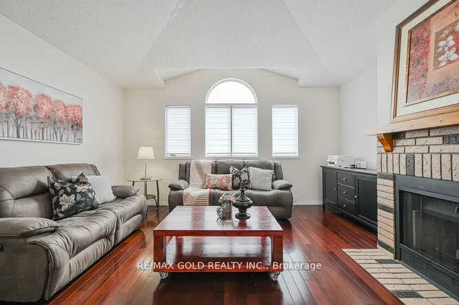 115, Valonia, Brampton North, Brampton