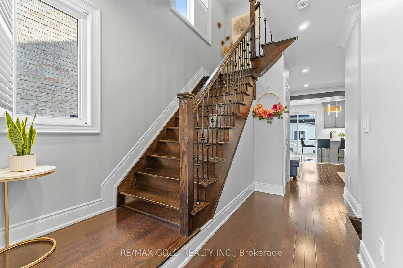 52, Vanderpool, Bram East, Brampton