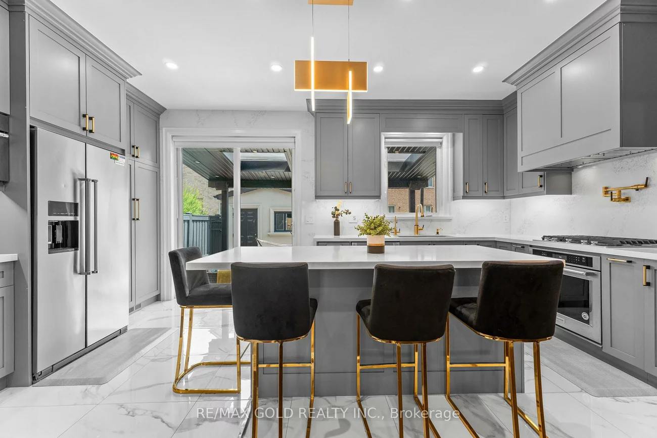 52, Vanderpool, Bram East, Brampton