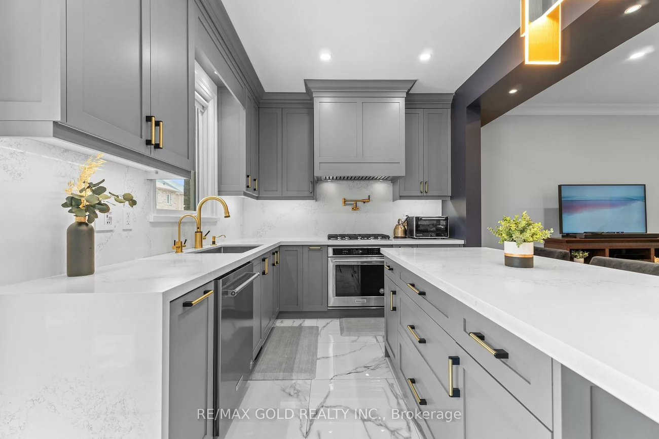 52, Vanderpool, Bram East, Brampton