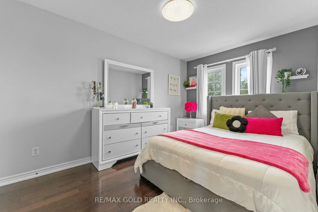 52, Vanderpool, Bram East, Brampton