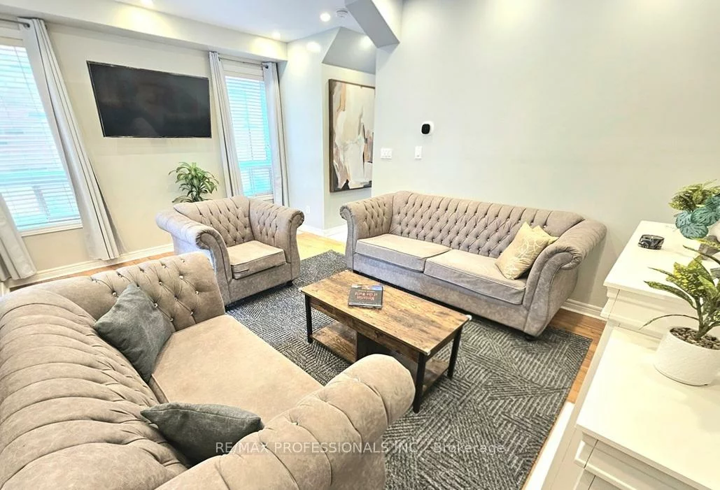 89, Calm Waters, Madoc, Brampton