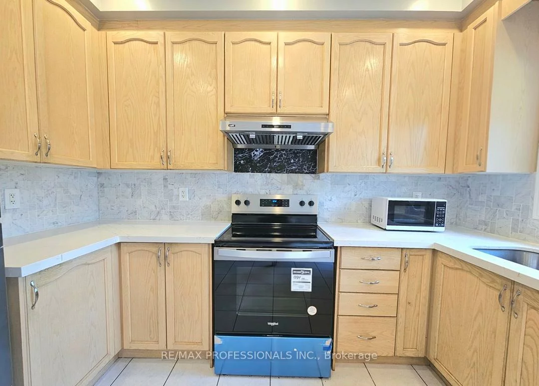 89, Calm Waters, Madoc, Brampton