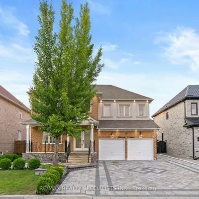 16, Banks, Vales of Castlemore, Brampton